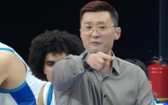 北京vs新疆前瞻：周琦是否客场出战引