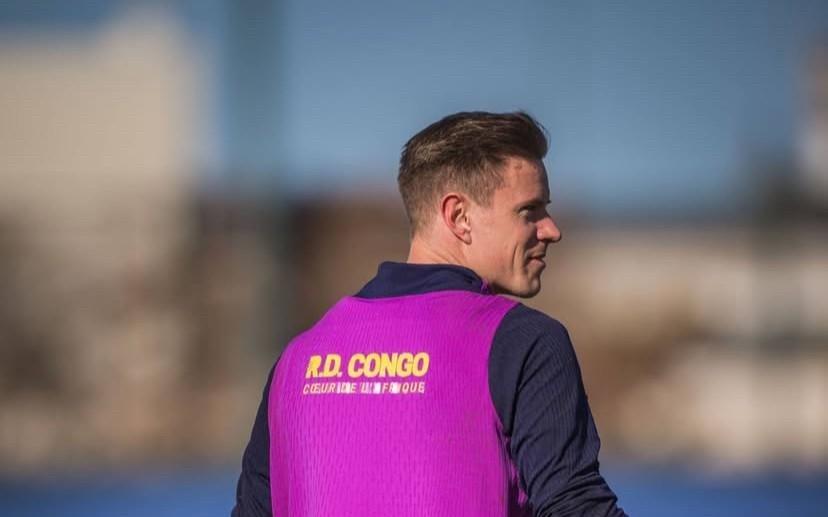 特尔施特根社媒晒恢复训练照片：很高