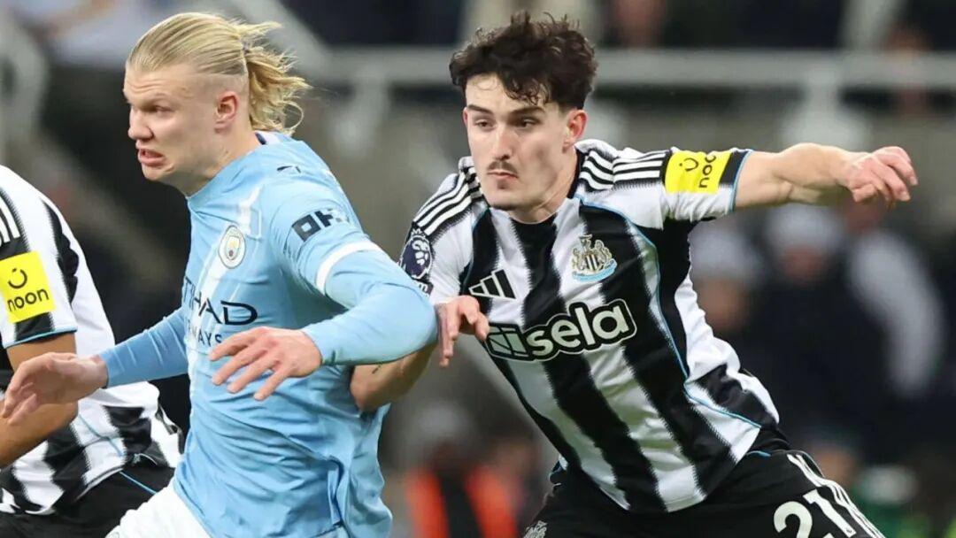 升级边翼卫！曼联欲截胡曼城7000万英