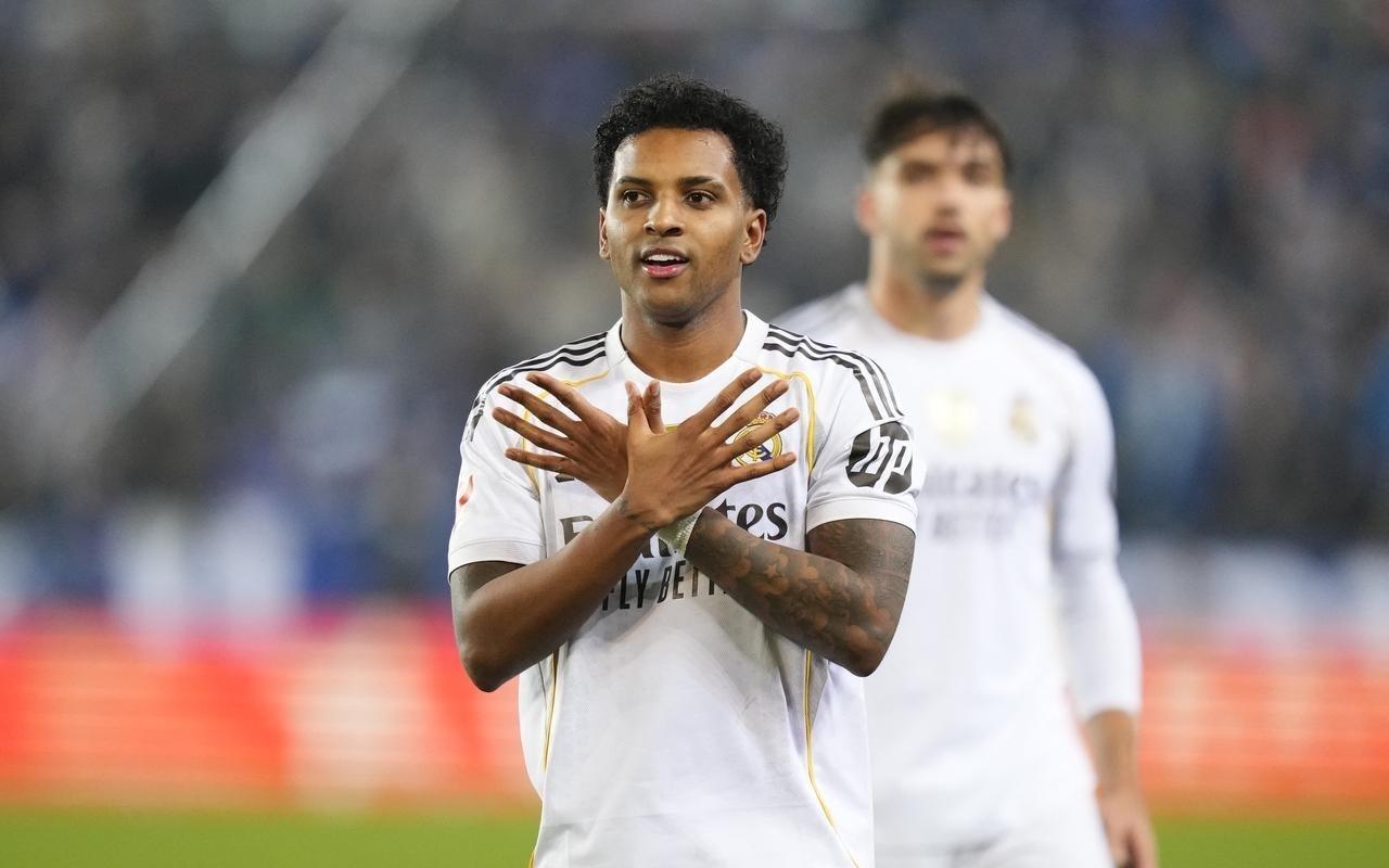 25岁巨星轰然倒下！皇马巴西痛失核心，一句话让无数球迷破防