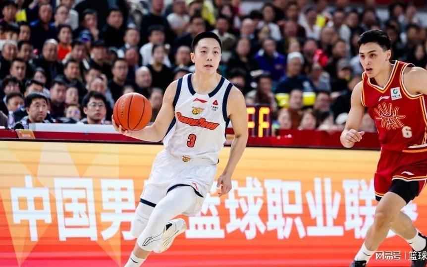 CBA积分榜最新排名出炉！广东掀翻山