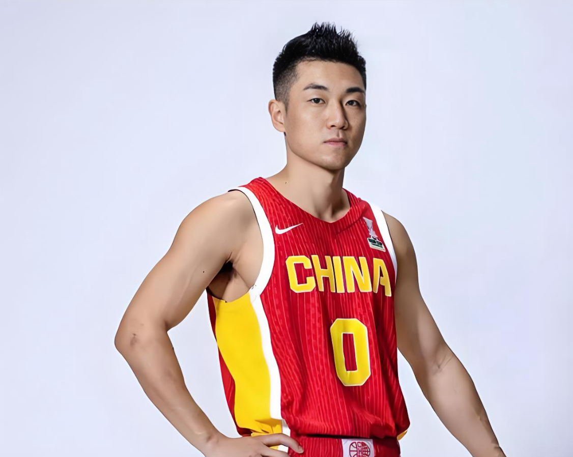 600万顶薪！6投0，得0分球迷：男篮主力控