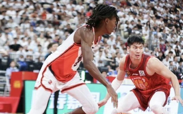 媒体人：前江苏外援特奎维恩史密斯新