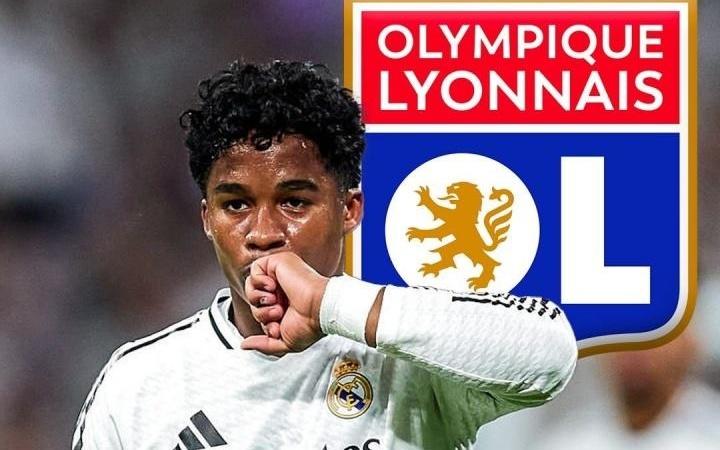 不再纠结！皇马巴西小将认可外租，里昂