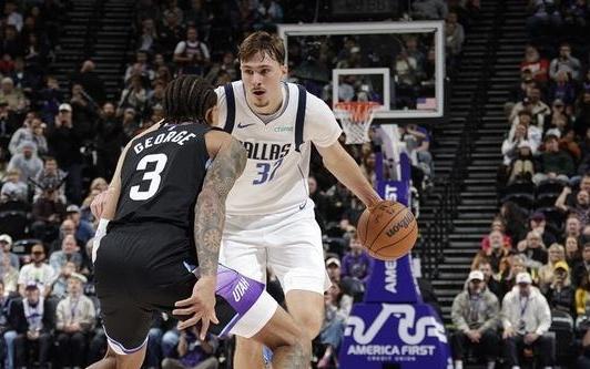 马尔卡宁33+16弗拉格42+7爵士加时力克独行侠