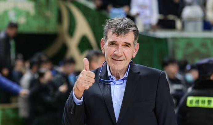 官宣！南京同曦队主教练下课，王世龙接