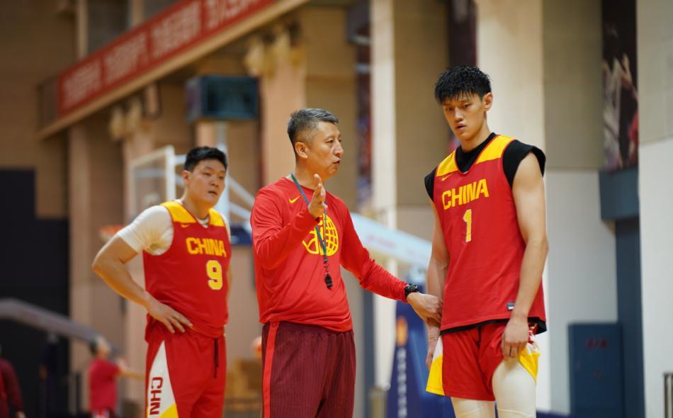 3年长约+D类顶薪！CBA励志的“坏孩子”：赢得大家的掌声！