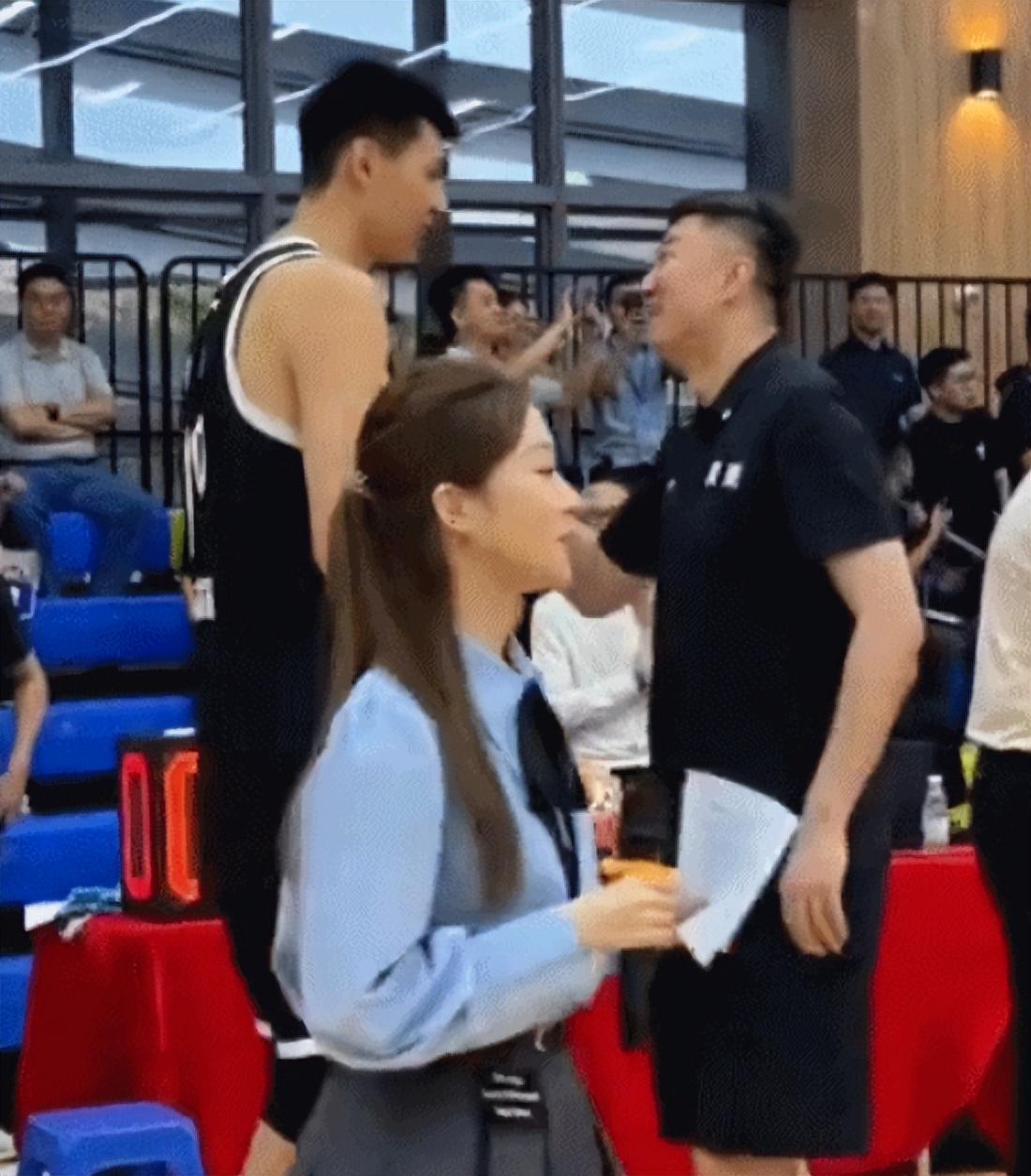 广东队球迷见面会！杜锋和徐昕再一次
