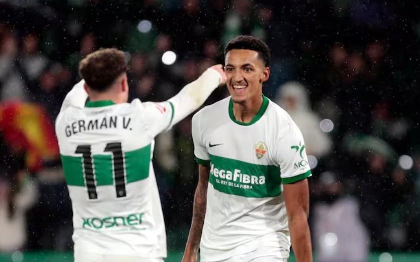 阿斯：俱乐部升入西甲后，可带动当地约