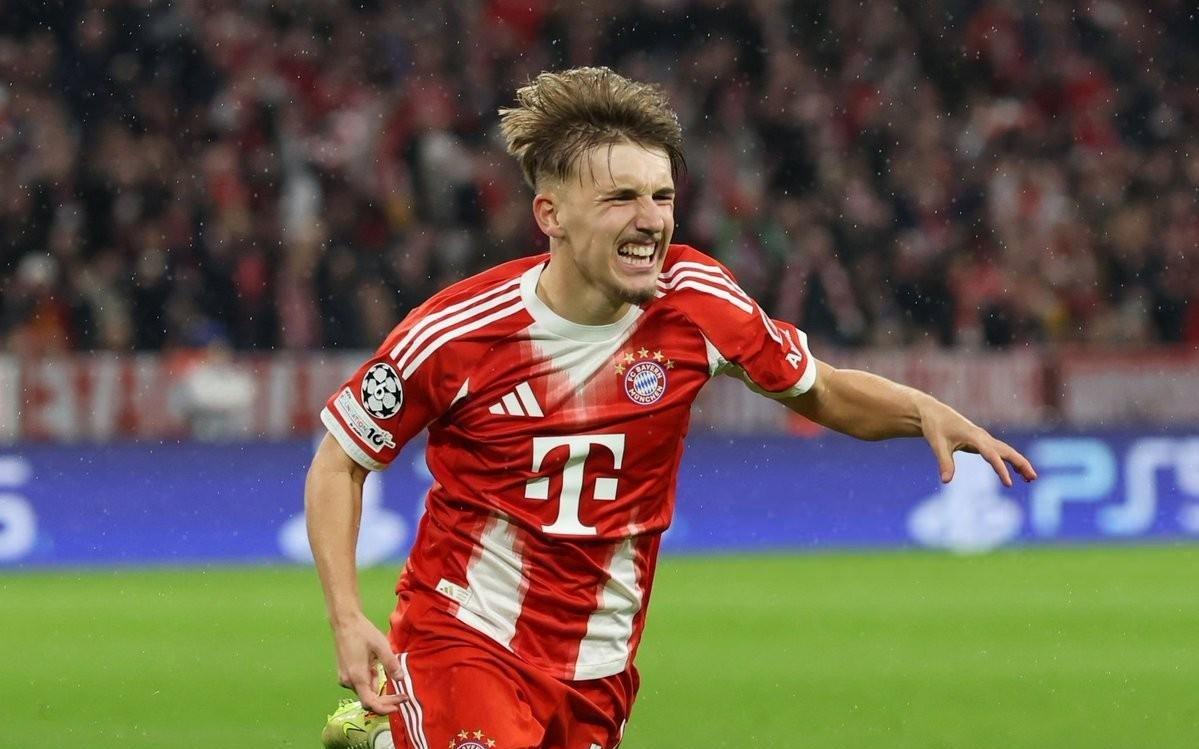 17岁242天超越穆西亚拉，卡尔成拜仁队史欧冠最年轻进球者