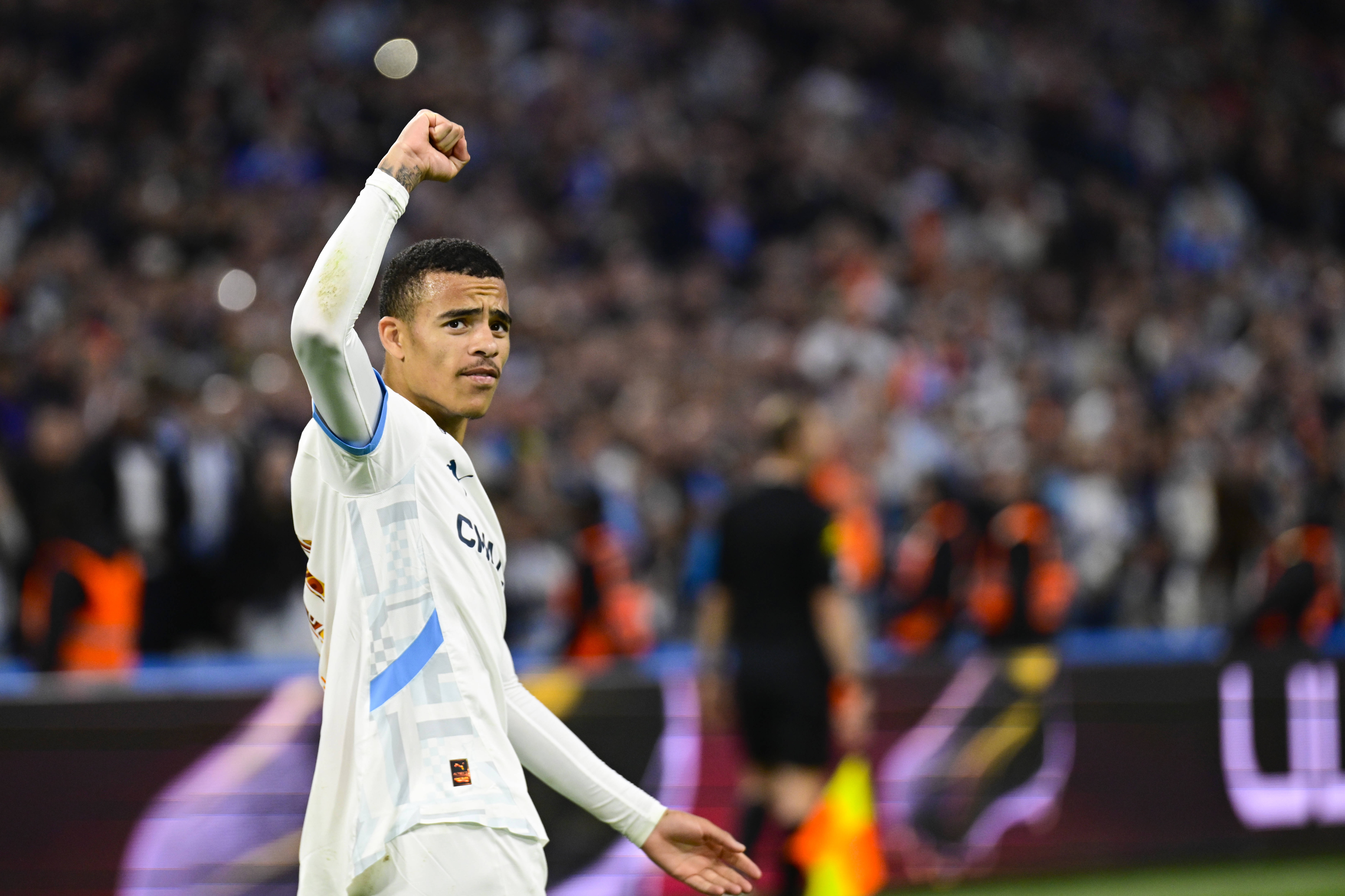 自己踢回来23岁格林伍德身价涨至4000万，巅峰5000万一度清零