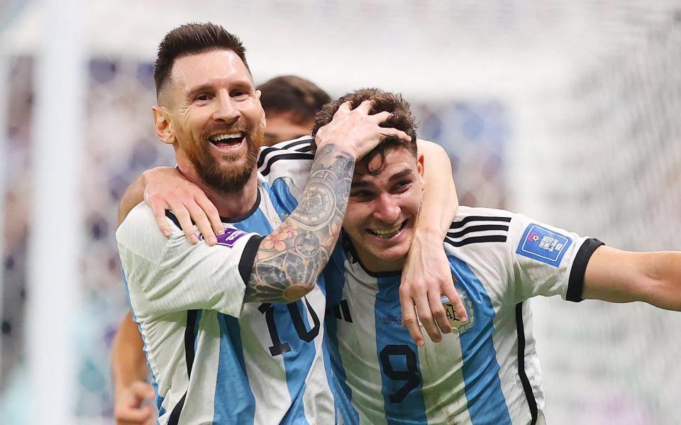 3选1，阿尔瓦雷斯下家曝光，英超西甲豪门在等他