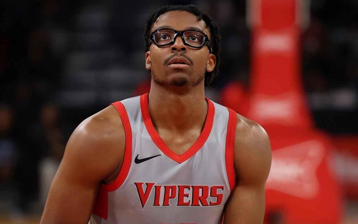 表现太不稳定了！火箭双向合同新援的