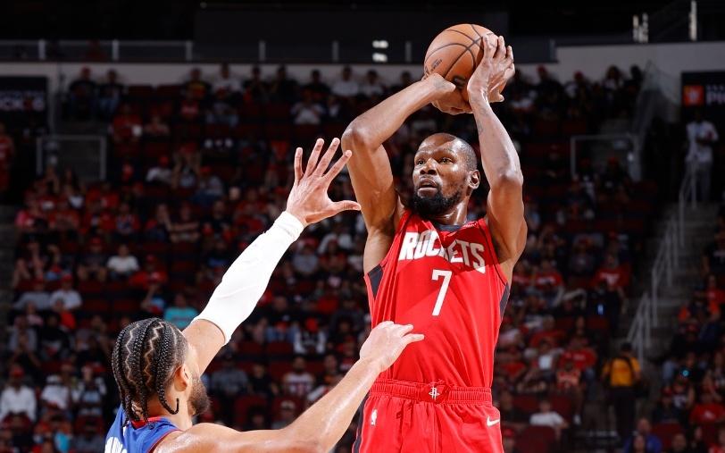 NBA常规赛：杜兰特37分火箭被活塞逆转吞连败申京17+7丢绝平球