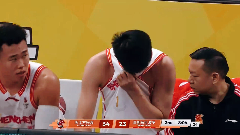 意外惨败30分！CBA冠军打出惊艳1战，央视也感叹：着实出乎预料！