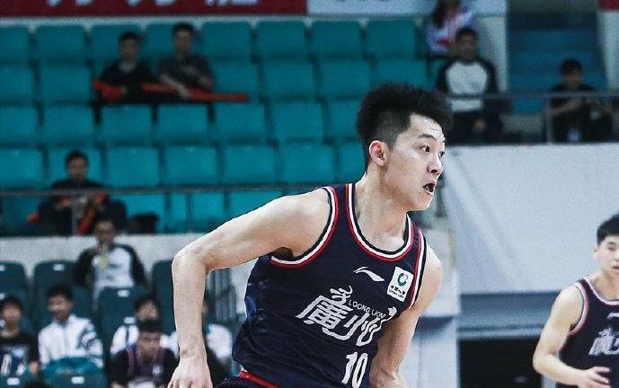 可惜！郭士强爱徒无球可打，曝其因要价