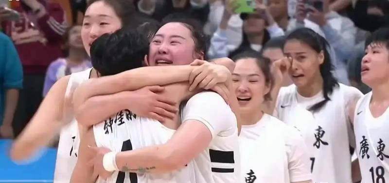 全运会广东女篮夺冠CBA俱乐部杯赛