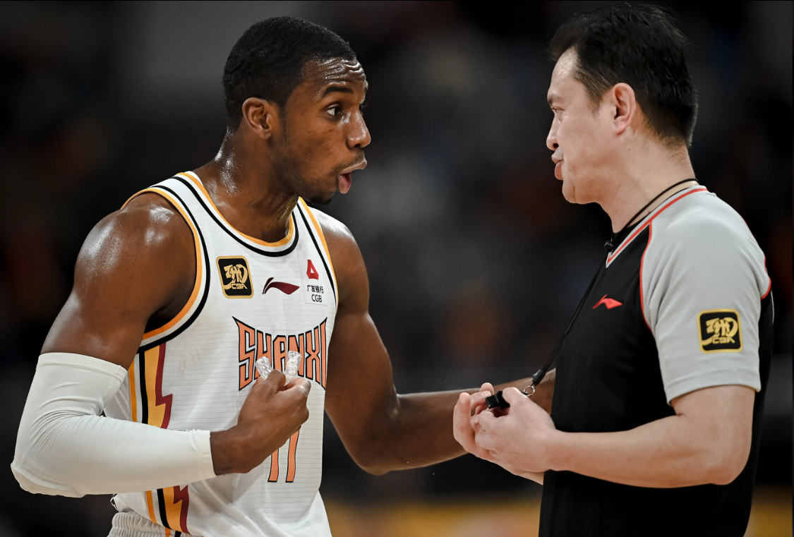 这是职业联赛CBA为全运会做出2大让