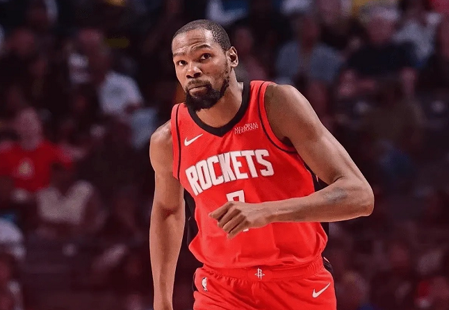 詹金斯轰22+7+8无缘今日最佳！抱歉，杜兰特25分0失误终结11连胜