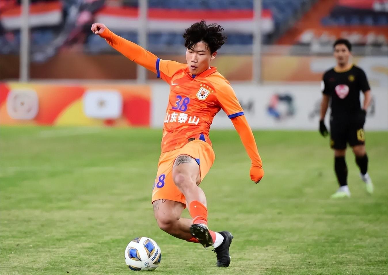 意外！谢文能本赛季刚结束就离开鲁能