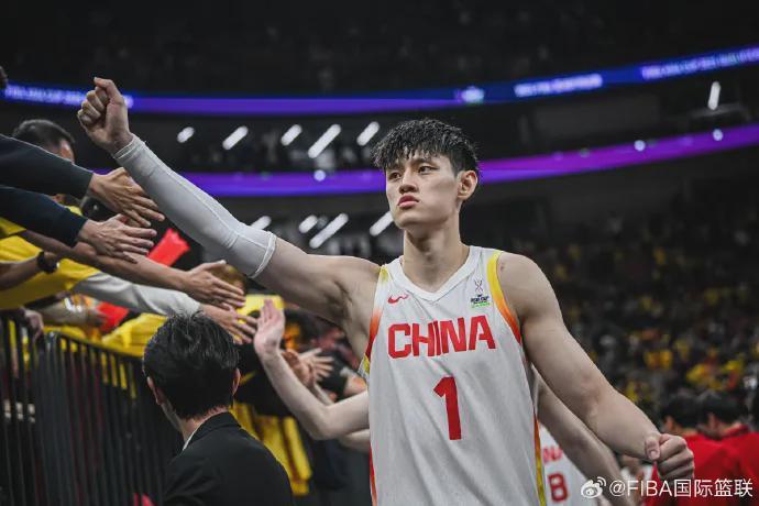 恭喜！NBL球队有意曾凡博！中国男篮等回首发四号位