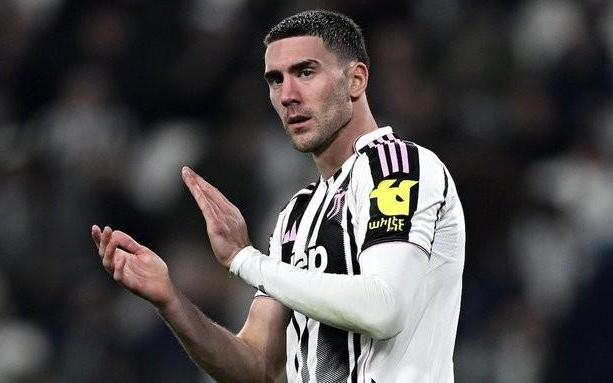 斯基拉：尤文为DV9提供了短期续约合同，年薪700万欧+奖金