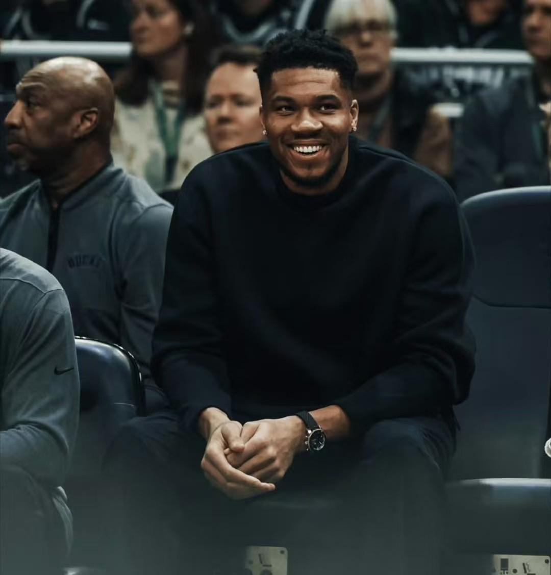 45分惨败，沦为东部第11名！字母哥失望透顶，离开雄鹿进入倒计时