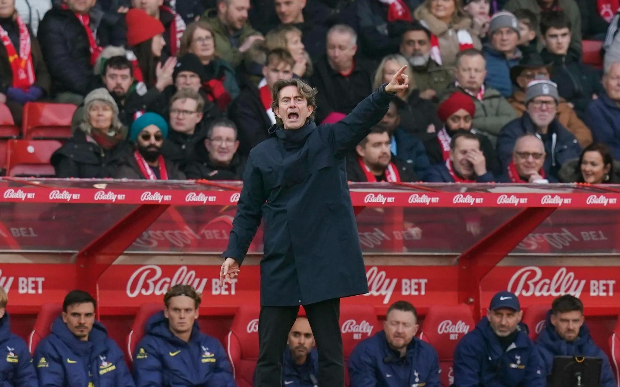 太阳报：热刺为冬季转会窗口准备了1.