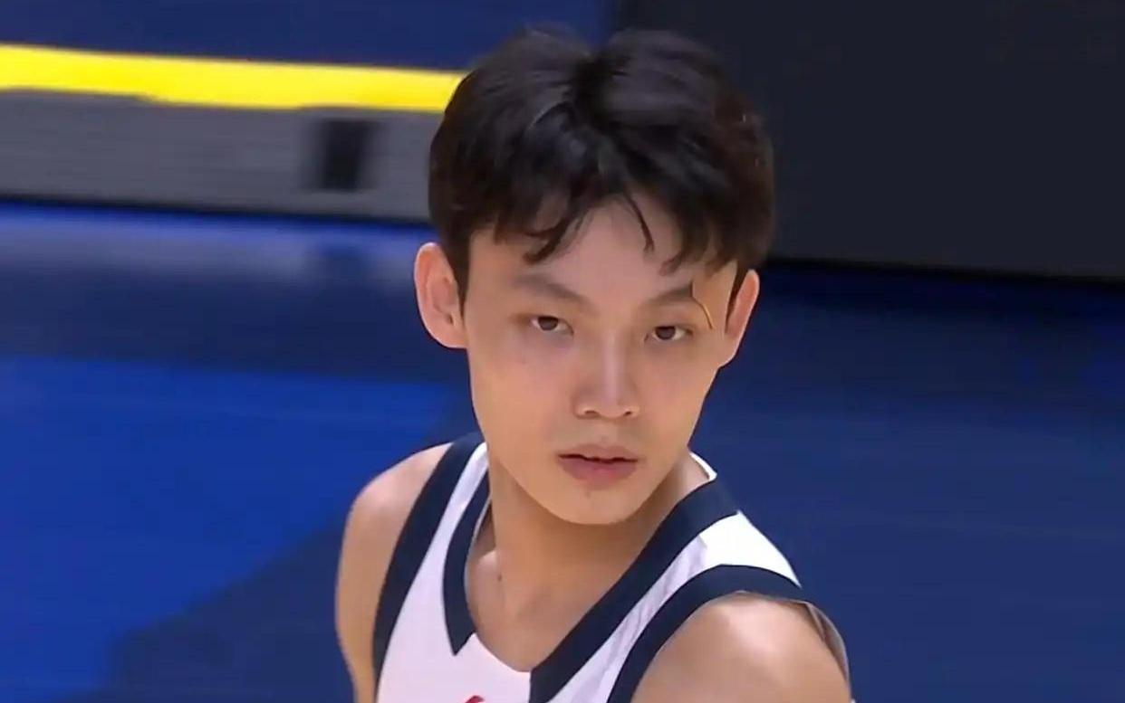 CBA排行榜更新，广东5连胜再夺前2，辽篮稳居前3，争冠格局显现