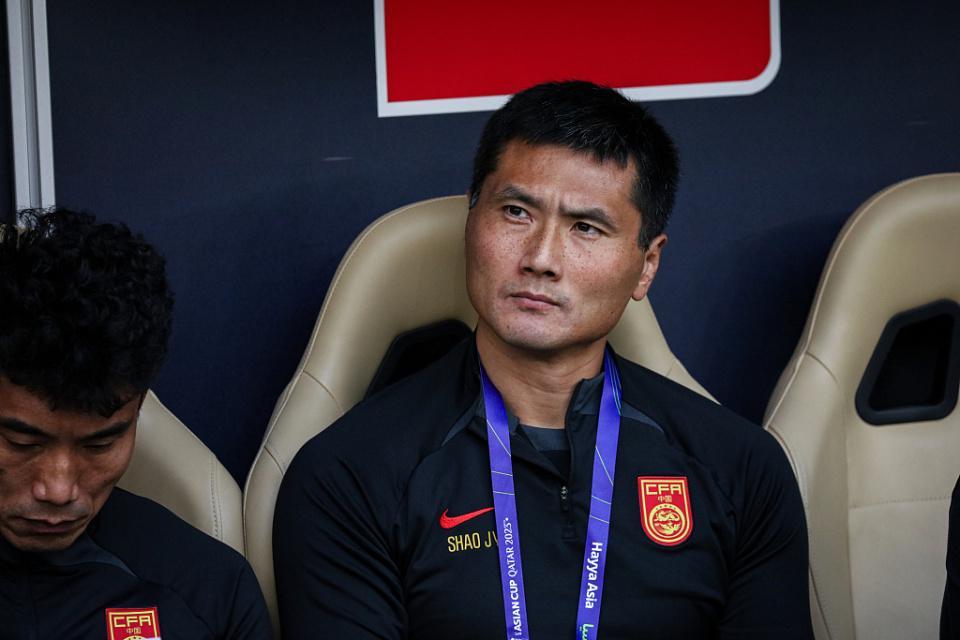 重回土帅时代！45岁邵佳一确定当选国