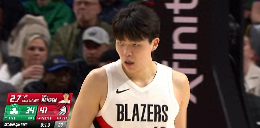 杨瀚森NBA生涯第二记三分！开拓者战