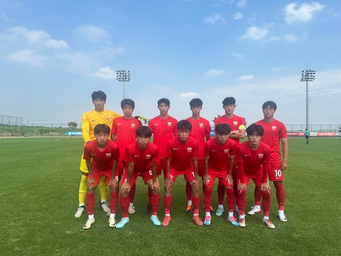 中青赛第3轮：上海海港U19队2比0青岛