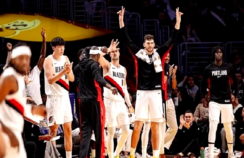 末节出战杨瀚森拿5+1阿夫迪亚复出砍18分开拓者3人20+胜步行者