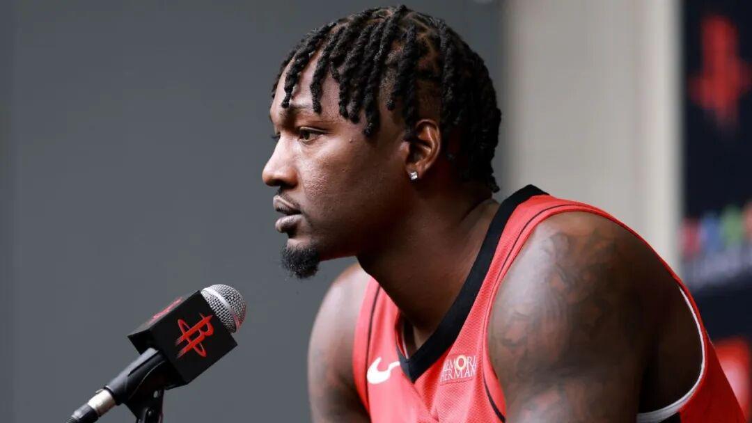 湖人逃过一劫！本赛季的芬尼史密斯，什么水平