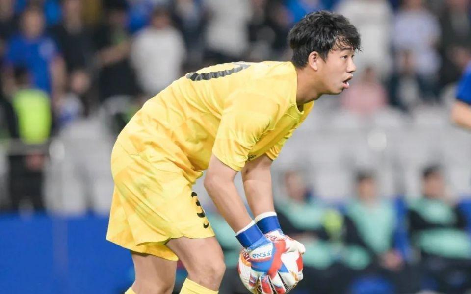 曝云南玉昆将签鲍亚雄！冬窗锁定7大