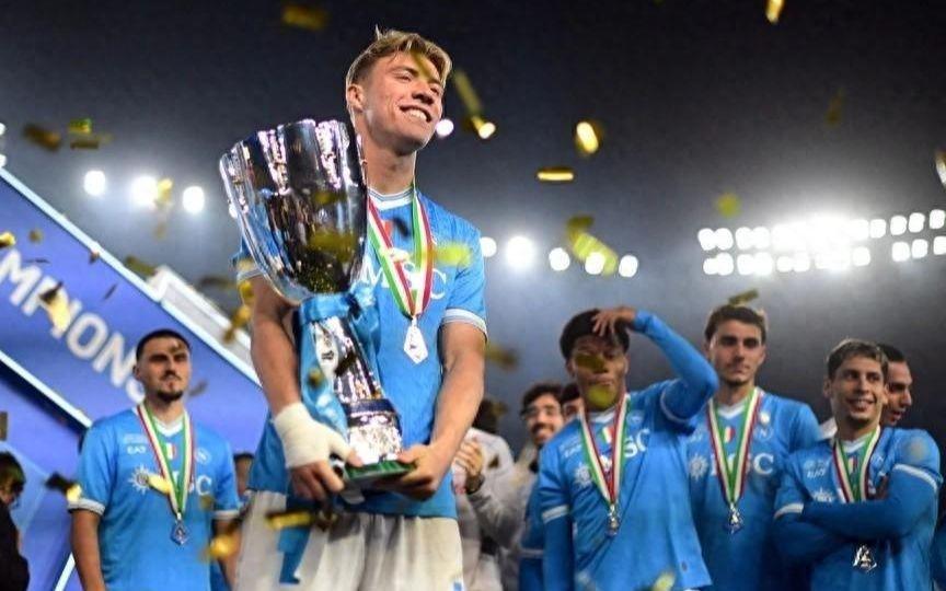 霍伊伦德夺冠后疑似“嘲讽”曼联：我做出了绝佳的决定