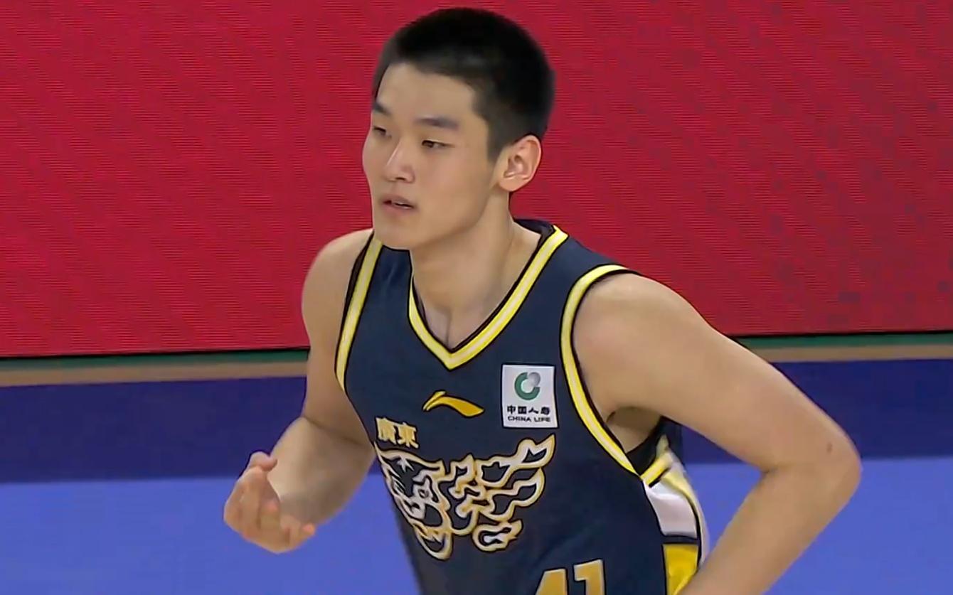 CBA疯狂一日！广东26分大胜江苏，广厦险胜山东，同曦惨败宁波