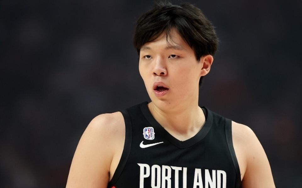 开拓者太给面子了！就下放杨瀚森2天