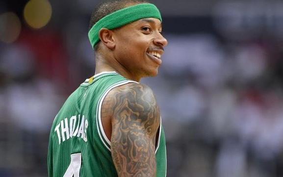 小托马斯：我还想在NBA打一年，发挥自