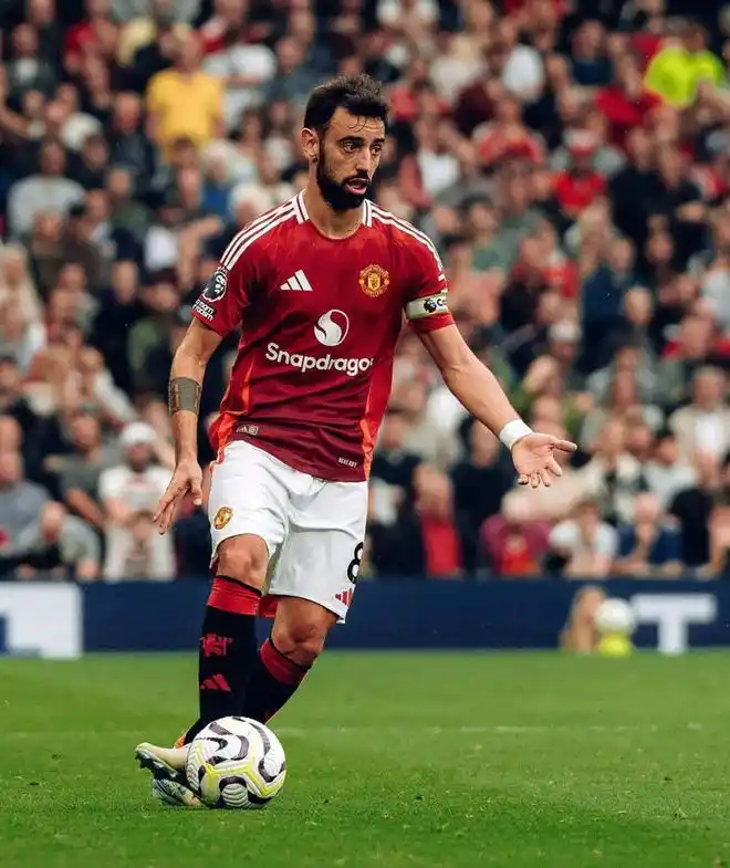 曼联三连胜的根基：B费+库尼亚共存，阿