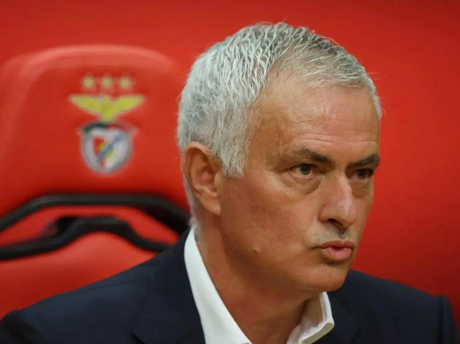 穆里尼奥又要领违约金了日落西山的世一帅或该退休了