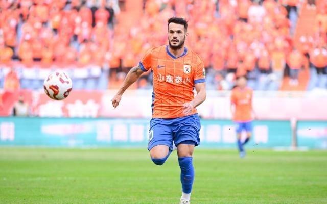 【中超】卡扎伊什维利破门泰山2比1津门虎10轮不败