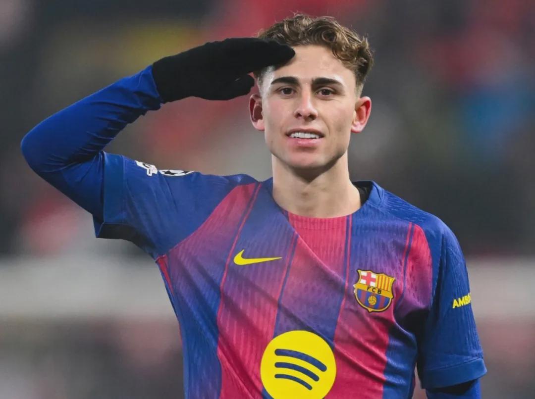 官方：切尔西签下后防新星！罗马诺：巴萨本周续约费尔明！