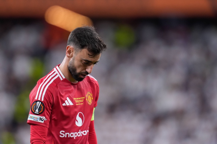 所以是谁想分B费此前采访：若曼联认为该分手&想套现我会离开