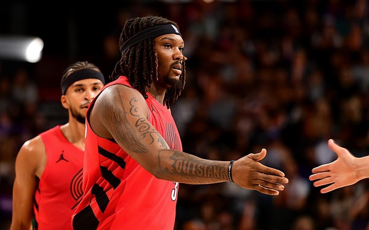 场上效果有目共睹，开拓者替补中锋本赛季的状态其实相当不错