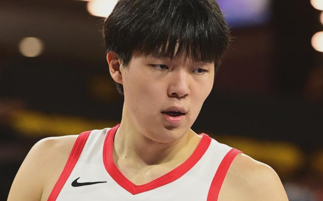 WOC！被三分绝杀！杨瀚森背靠背11+7+4+