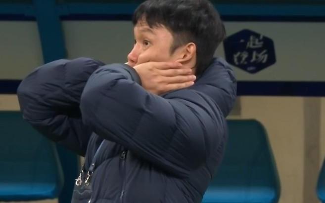 邓卓翔：球员状态并不让人满意，技战术也没有可圈可点的地方