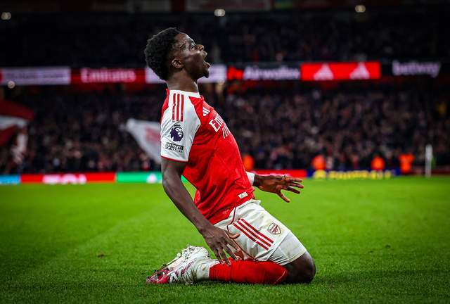 20！1.4亿巨头建功，阿森纳豪取18场不败，曼城空欢喜一场