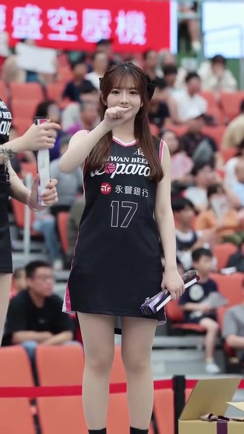 Bro！如果你女朋友长这样，你几点回家