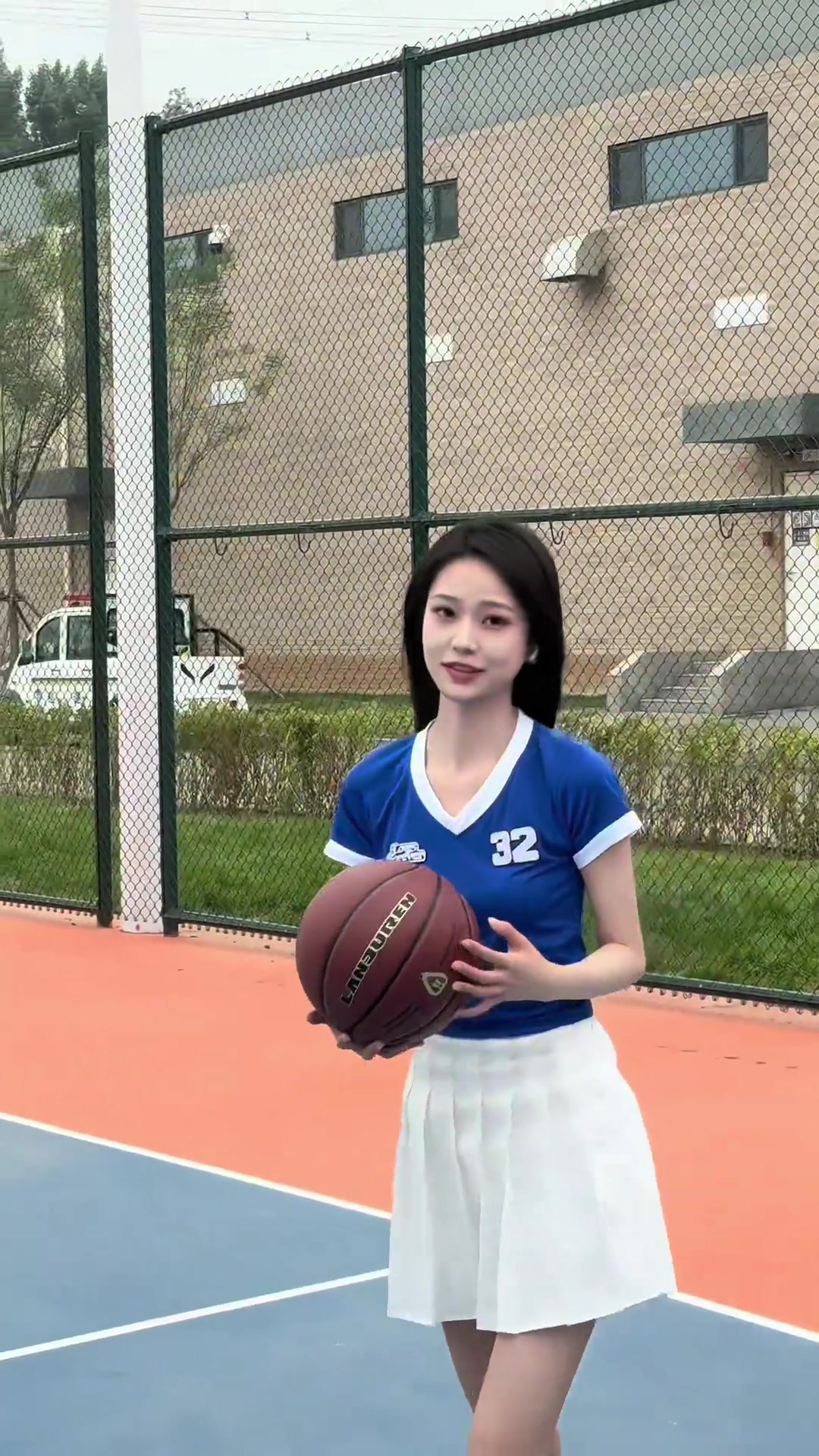 小七，美娜，辰辰，哪个比较好点我觉得辰辰